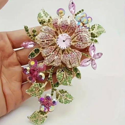 Formal Elegant Brooch